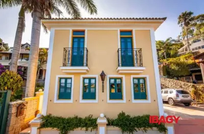 Excelente casa 3 dormitório(s) em lagoa da conceição - florianópolis