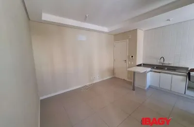 Excelente apartamento 2 dormitório(s) em agronômica - florianopolis