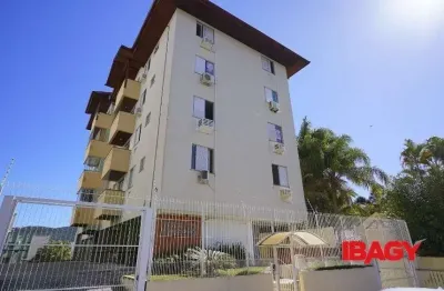 Excelente apartamento 2 dormitório(s) em córrego grande - florianópolis