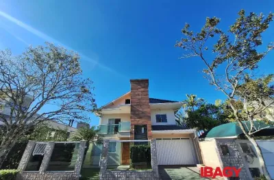 Excelente casa 5 dormitório(s) em pedra branca - palhoça