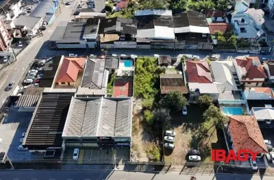 Terreno comercial para alugar na Rua João Amaral Rios, Praia Comprida, São José