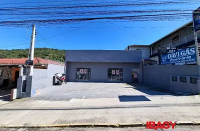 Excelente kitnet 1 dormitório(s) em jardim janaina - biguaçu