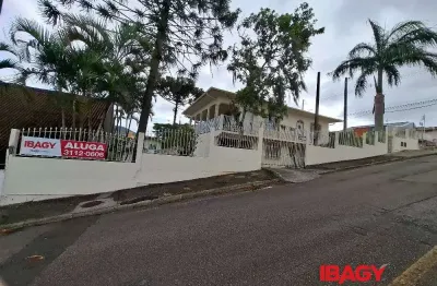 Oportunidade! casa em jardim cidade de florianópolis - são josé