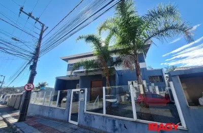 Excelente casa 2 dormitório(s) em real parque - sao jose