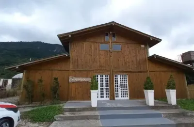 Casa comercial para alugar na Laerte Stefens, 00, Pedra Branca, Palhoça