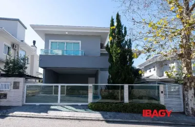 Excelente casa 4 dormitório(s) em pedra branca - palhoça