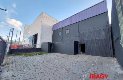 Barracão / Galpão / Depósito para alugar na Avenida São Lucas, 48, Bela Vista, Palhoça