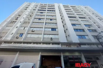 Excelente apartamento 4 dormitório(s) em centro - florianópolis