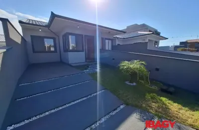 Excelente casa 2 dormitório(s) em bela vista - palhoça