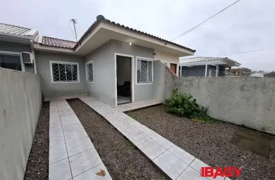 Excelente casa 2 dormitório(s) em são sebastião - palhoça