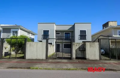 Excelente casa 3 dormitório(s) em campeche - florianópolis