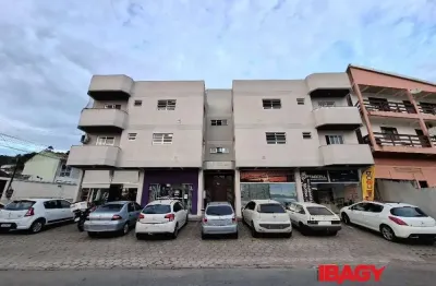 Oportunidade! garagem em fazenda santo antônio - são josé
