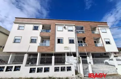 Excelente apartamento 2 dormitório(s) em ingleses do rio vermelho - florianópolis
