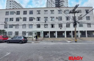 Excelente apartamento 1 dormitório(s) em estreito - florianópolis