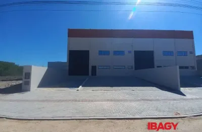Barracão / Galpão / Depósito para alugar na Avenida Central Firenze, 00, Pachecos, Palhoça