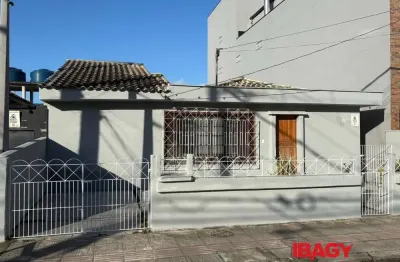 Casa comercial para alugar na Rua Jonas Alves Messina, 82, Santa Mônica, Florianópolis
