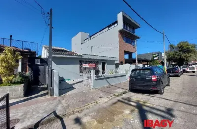 Casa comercial para alugar na Rua Jonas Alves Messina, 82, Santa Mônica, Florianópolis