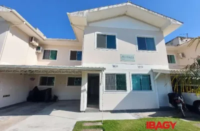 Excelente casa 2 dormitório(s) em forquilhas - são josé