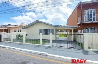 Excelente casa 3 dormitório(s) em ponte do imaruim - palhoça