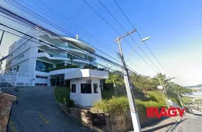 Excelente apartamento 1 dormitório(s) em jurere - florianópolis