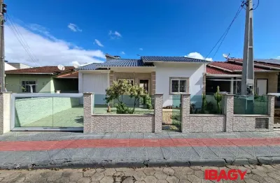 Excelente casa 3 dormitório(s) em forquilhas - são josé