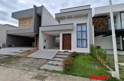 Excelente casa 2 dormitório(s) em beira rio - biguaçu