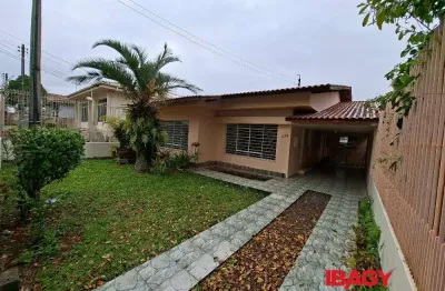 Excelente casa 3 dormitório(s) em jardim atlântico - florianópolis
