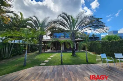 Excelente casa 4 dormitório(s) em rio tavares - florianópolis