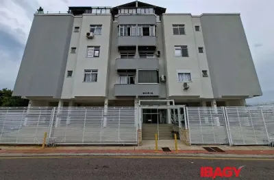 Apartamento com 3 quartos para alugar na Rua Júlio Dias, 442, Coqueiros, Florianópolis