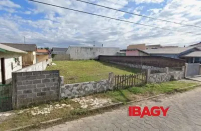 Terreno comercial para alugar na Rua José Xavier da Rosa, 00, Carianos, Florianópolis