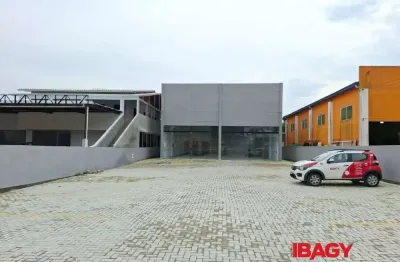 Barracão / Galpão / Depósito para alugar na Rodovia José Carlos Daux, 15439, Vargem Pequena, Florianópolis