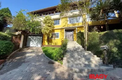 Excelente casa 5 dormitório(s) em bosque das mansões - são josé