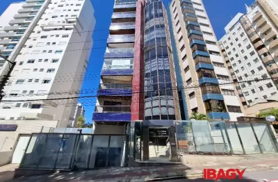 Excelente cobertura 4 dormitório(s) em centro - florianópolis