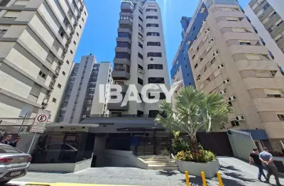 Excelente Apartamento 3 dormitório(s) em Centro - Florianópolis