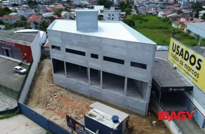 Sala comercial para alugar na Rodovia BR-101, 01, Centro, Palhoça