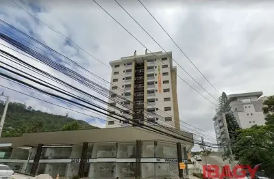 Apartamento com 2 quartos para alugar na Rua José Batista Rosa, 31, Trindade, Florianópolis