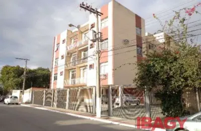 Apartamento com 2 quartos para alugar na Rua Sílvia Maria Fabro, 66, Kobrasol, São José