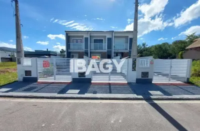 Casa com 2 quartos para alugar na Elza Costa Vieira, 42, Forquilhas, São José