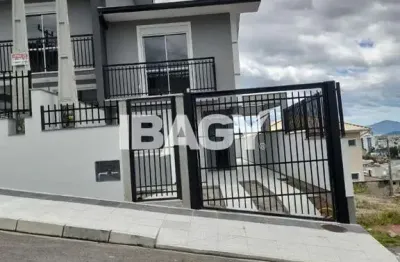 Casa com 2 quartos para alugar na Rua Pedro Jovino de Souza, 00, São Sebastião, Palhoça