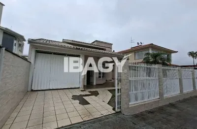 Excelente casa 3 dormitório(s) em ponte do imaruim - palhoça