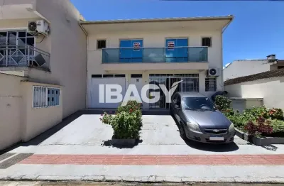 Excelente apartamento 2 dormitório(s) em forquilinhas - são josé