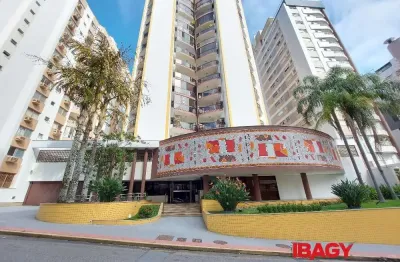 Excelente apartamento 3 dormitório(s) em centro - florianópolis