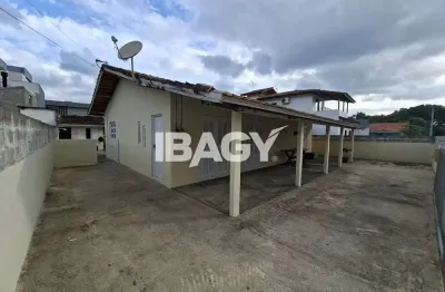 Excelente Casa 3 dormitório(s) em Vargem Pequena - Florianópolis