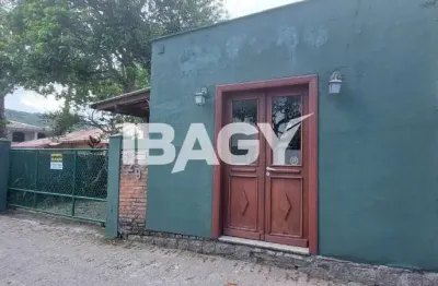 Casa comercial para alugar na Avenida Antônio Borges dos Santos, 629, Armação do Pântano do Sul, Florianópolis