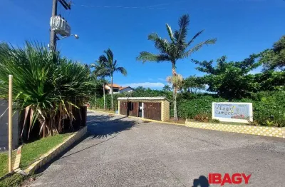 Excelente Casa em Condominio 1 dormitório(s) em Campeche - Florianópolis