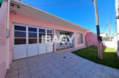 Casa com 3 quartos para alugar na Rua São Pedro, 644, Areias, São José