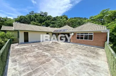 Excelente Casa 5 dormitório(s) em João Paulo - Florianópolis