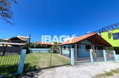 Excelente Casa 3 dormitório(s) em Vargem Grande - Florianópolis