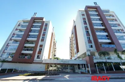 Excelente apartamento 3 dormitório(s) em estreito - florianópolis