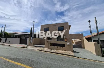 Casa com 3 quartos para alugar na Rua Domingos Caldas Barbosa, 59, Areias, São José